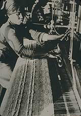Larsen: a living archive - 1950's - Power Loom